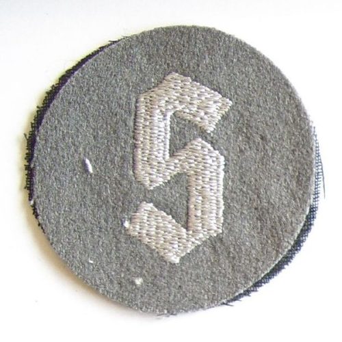 Textile badge