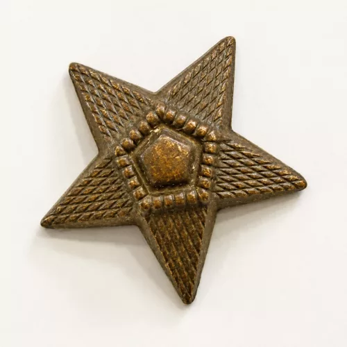5ágú csillag fém szúrós, hnedý 20 mm