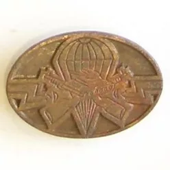 Insigna de brat FELDERÍTŐ, bronz