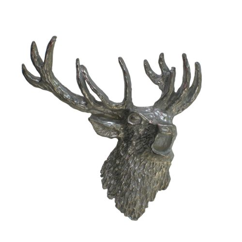 Hunter pin badge, red deer