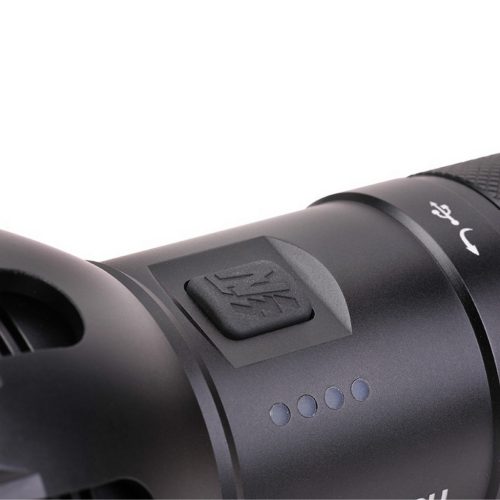 Nextorch Saint Torch 30 lanterna