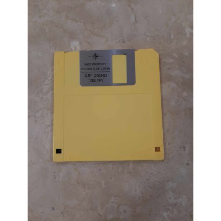 Floppy 1,44 MB, žltá