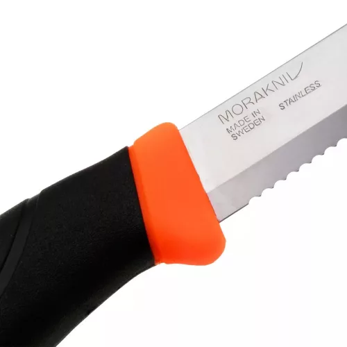 Morakniv Companion F Serrated kés